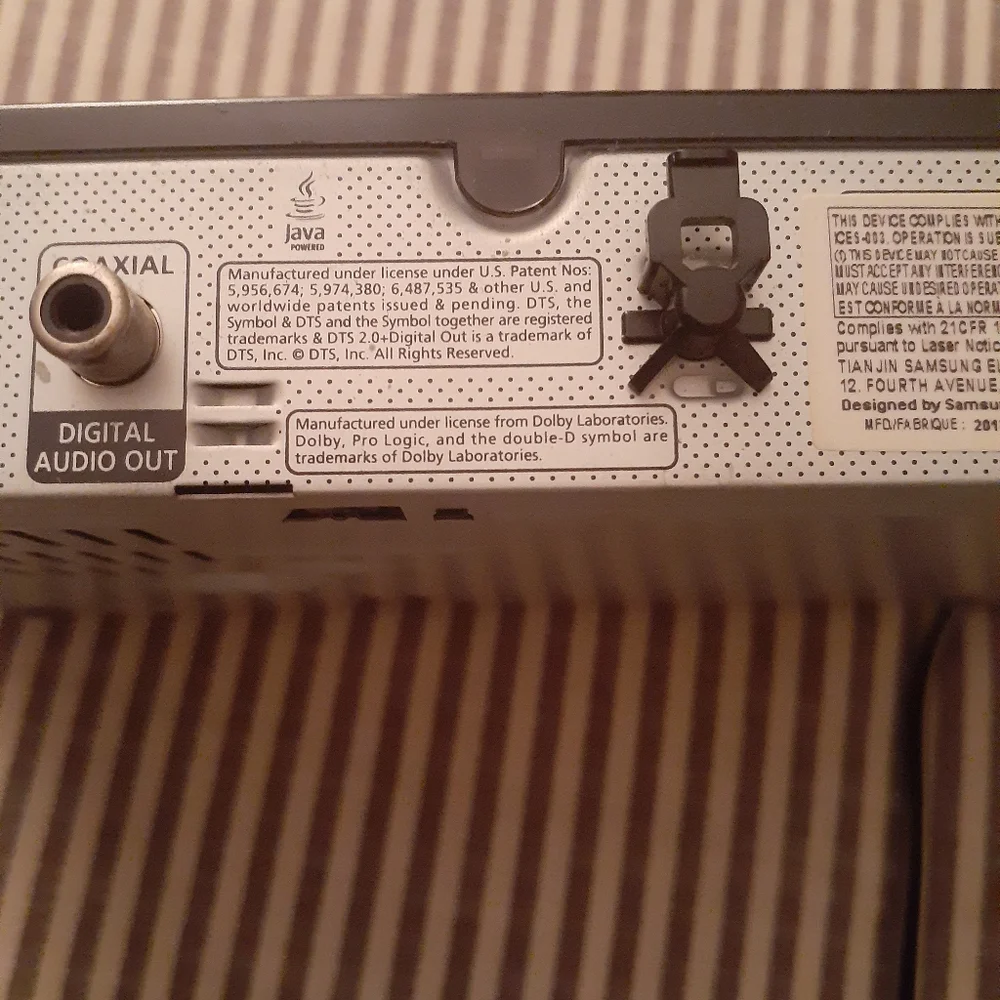 NWOT Samsung Blu'ray Disc Player